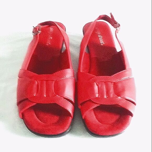 Womens NWOT easy street Faux Leather Open Toe Sandal Size 12W - Picture 1 of 2